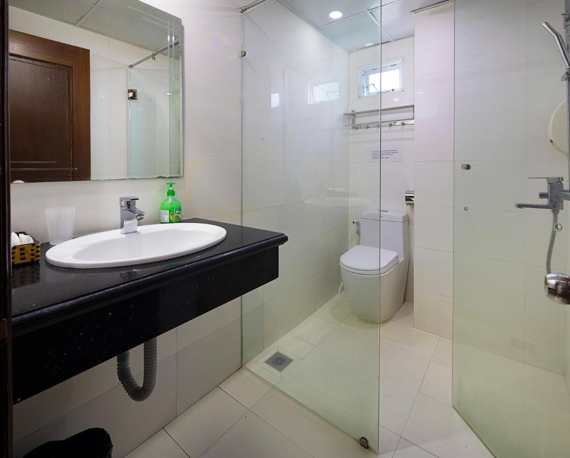 Dubai Nha Trang Hotel Managed By Ht Exterior photo