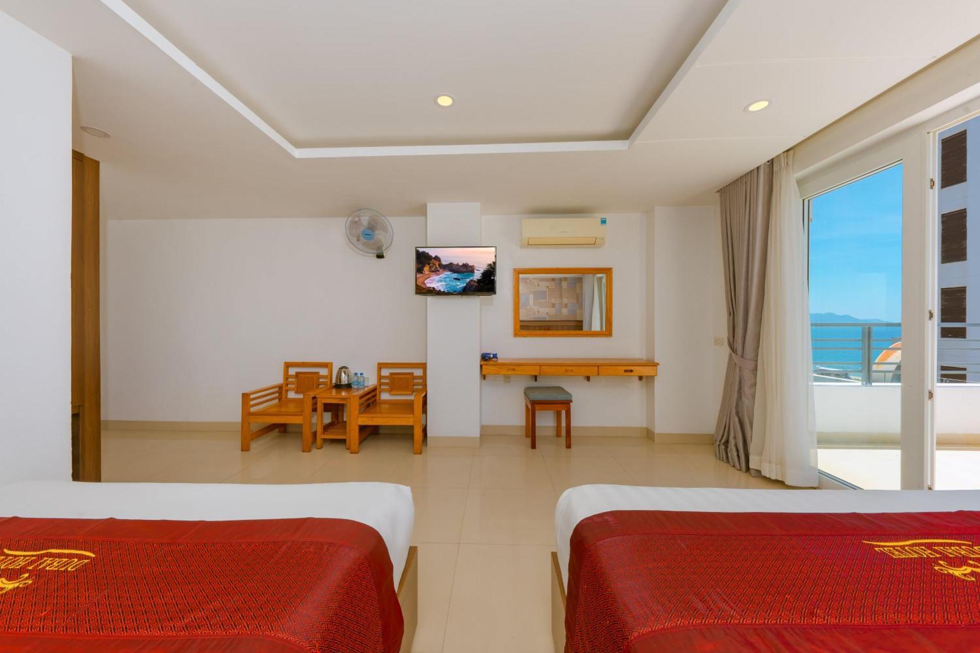 Dubai Nha Trang Hotel Managed By Ht Exterior photo